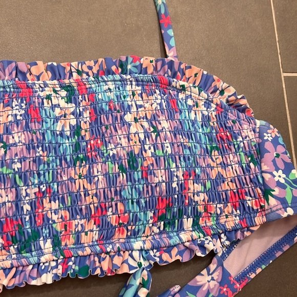 Cupshe Bikini top size small - Picture 2 of 3